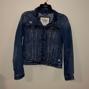 NWOT Abercrombie & Fitch jean jacket